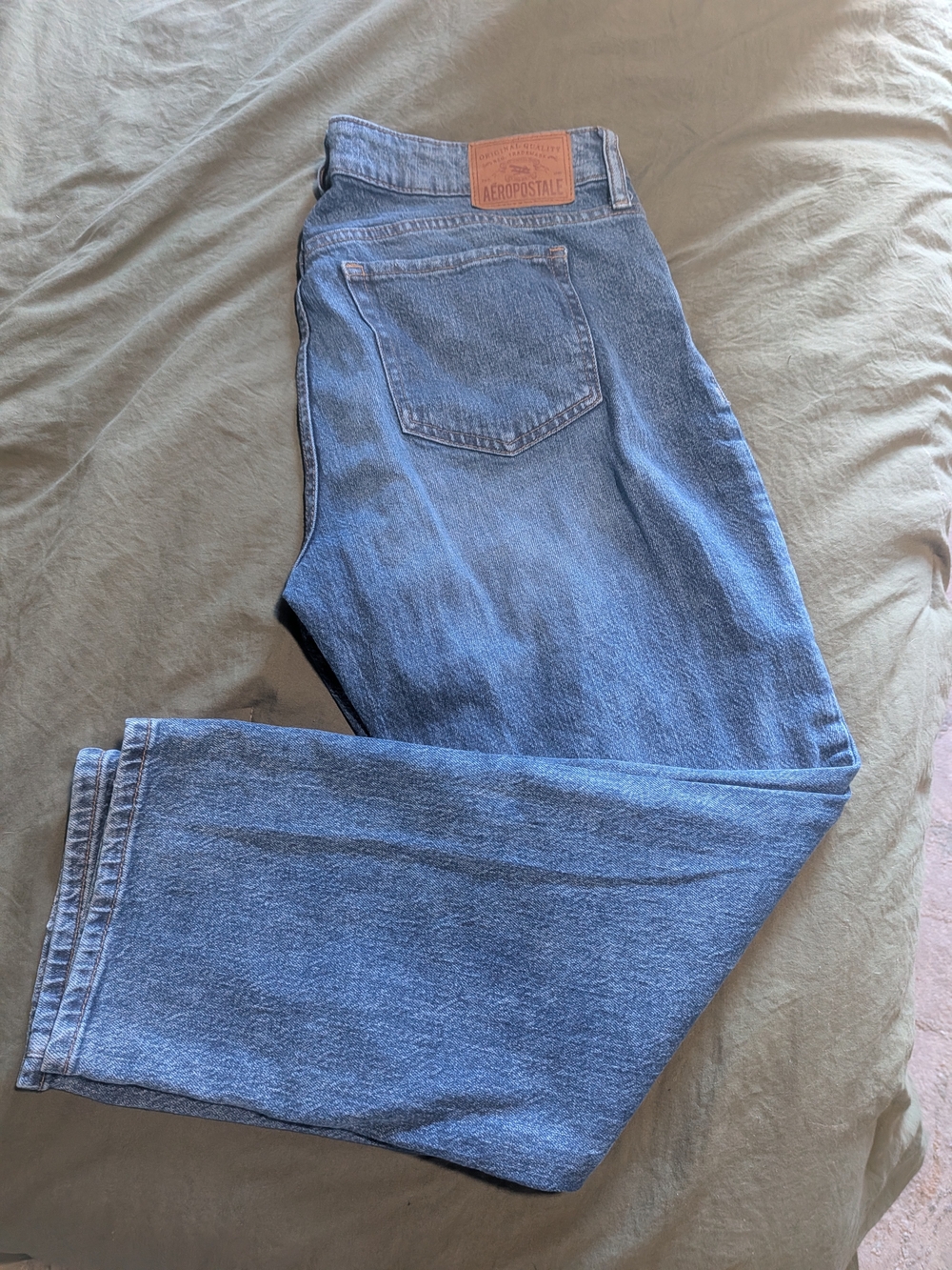 Authentic Aeropostale Mid Rise Ankle Straight Leg Jeans Size 12 R 99% Cotton